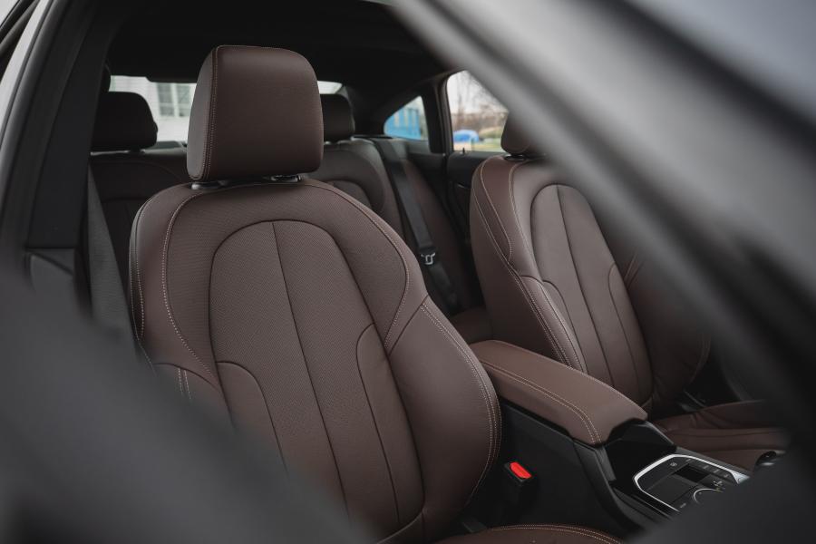 Интерьер BMW 228i xDrive Gran Coupe M Sport (F44) 2020 года  (NA) (фото 25 из 40)